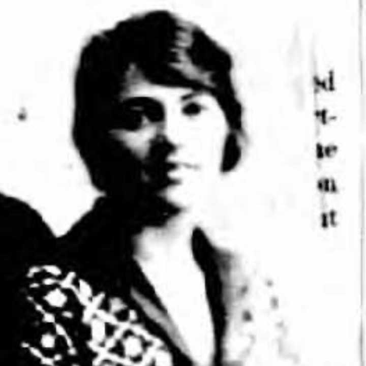 Vera Danford McCrea — newspaper photograph